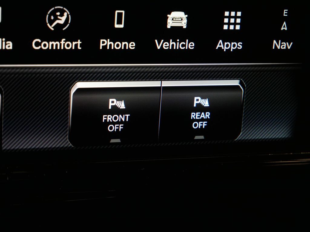 Thumbnail: 2026 RAM 1500 - 40