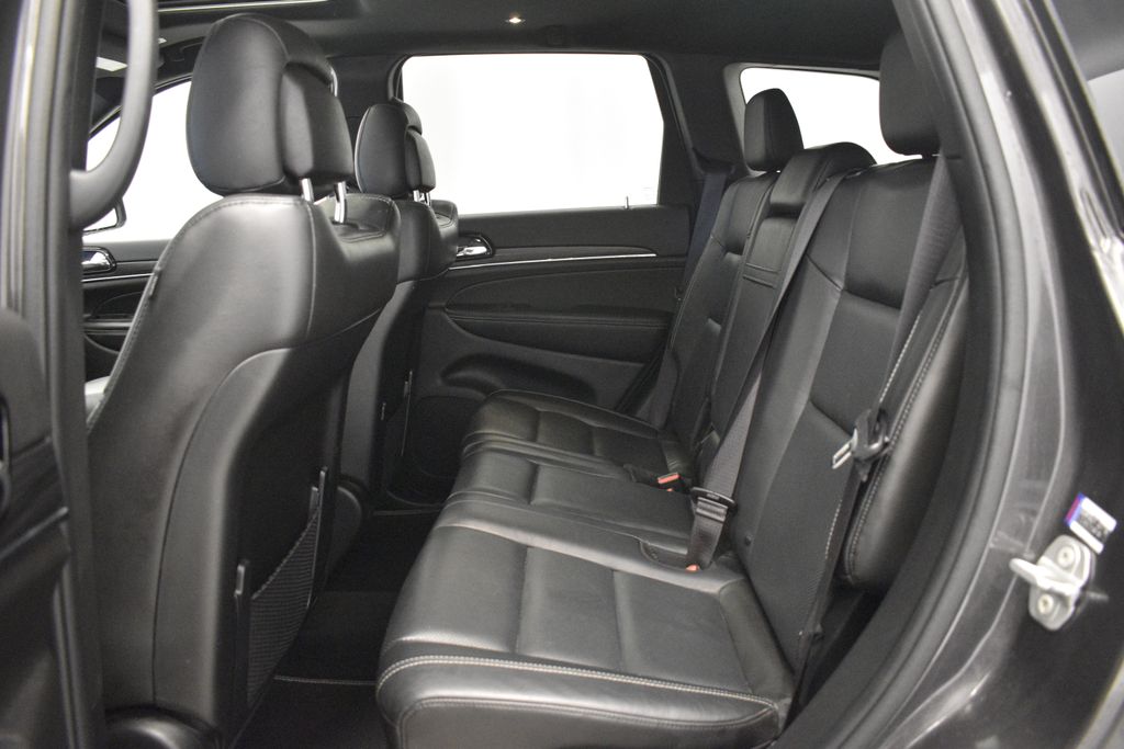 Thumbnail: 2021 Jeep Grand Cherokee - 28