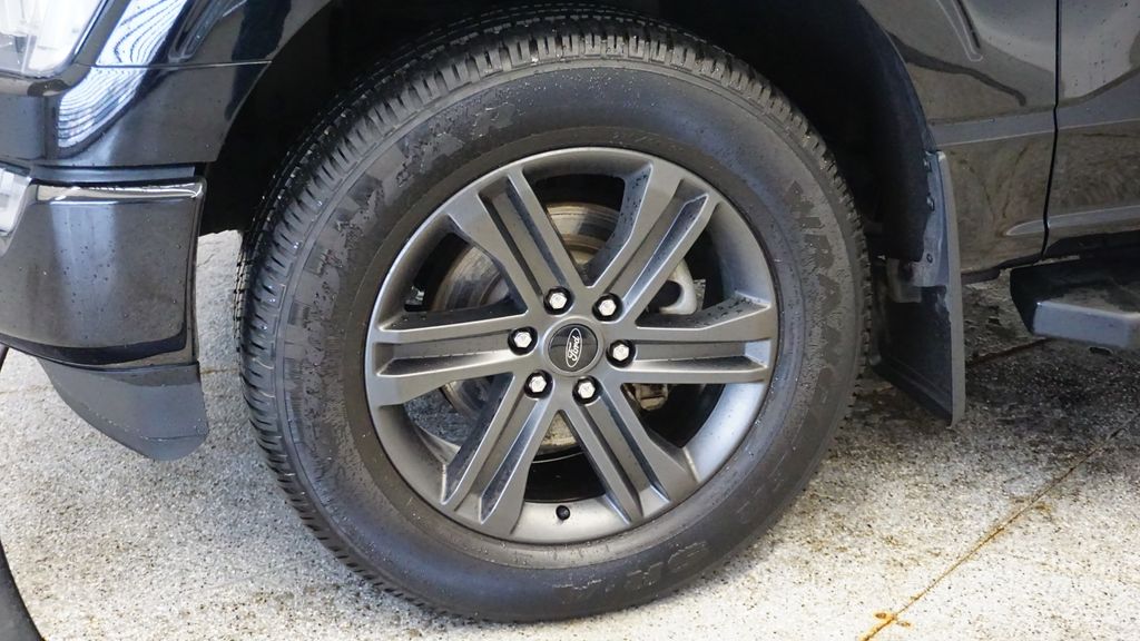 Thumbnail: 2022 Ford F-150 - 11