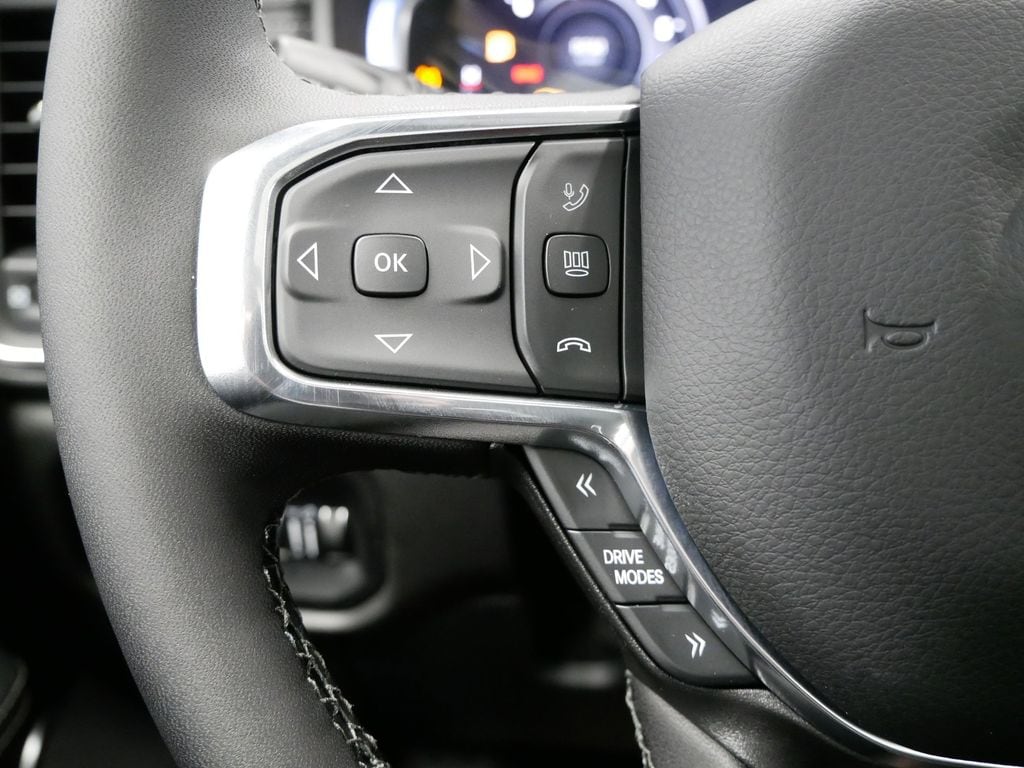 Thumbnail: 2025 RAM 1500 - 38