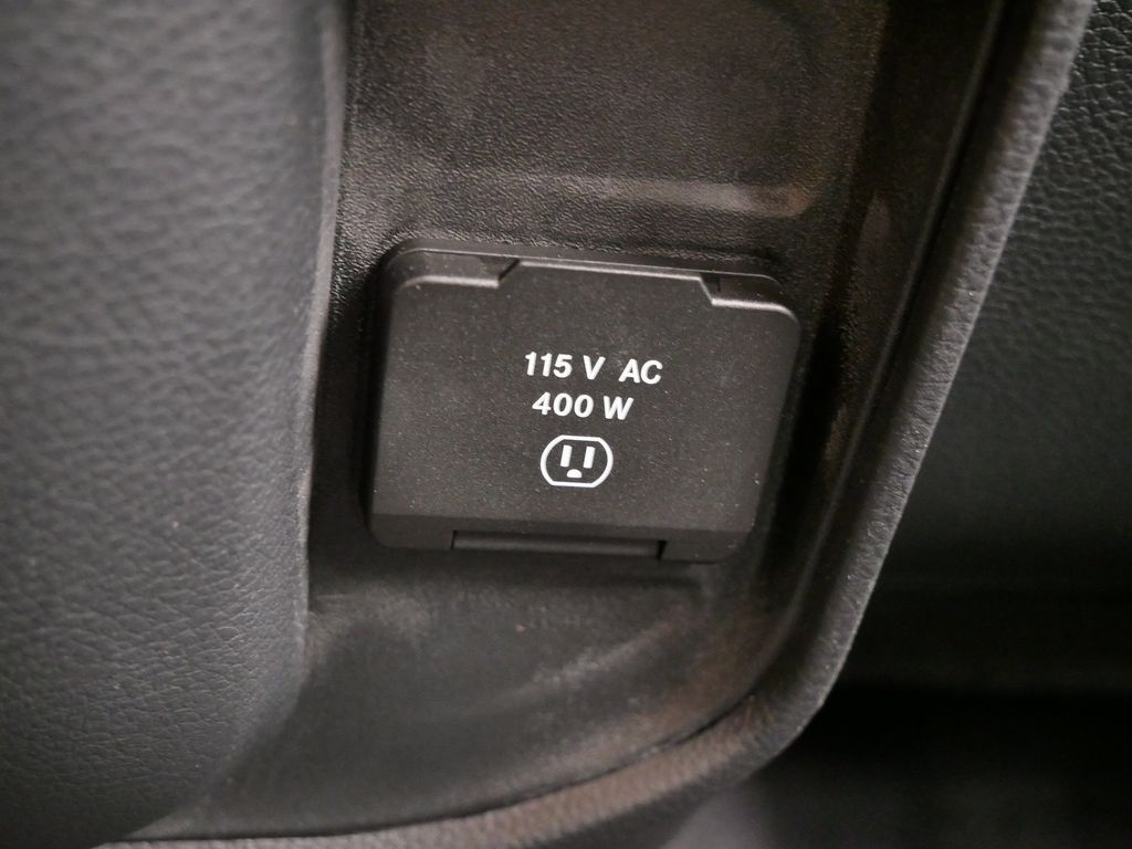 Thumbnail: 2025 RAM 1500 - 38