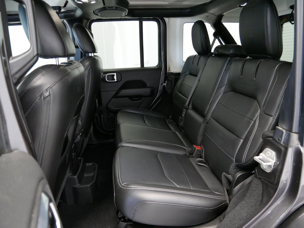 Thumbnail: 2022 Jeep Wrangler - 11