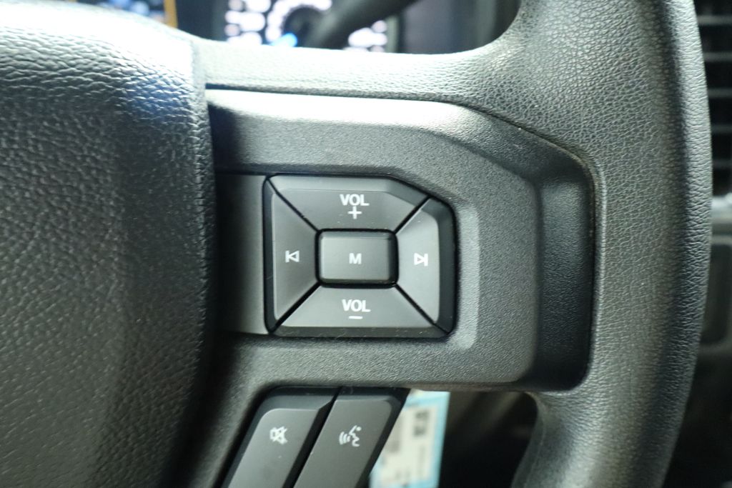 Thumbnail: 2016 Ford F-150 - 36