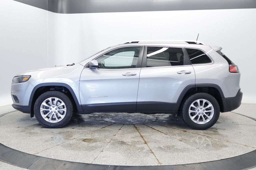Thumbnail: 2019 Jeep Cherokee - 2