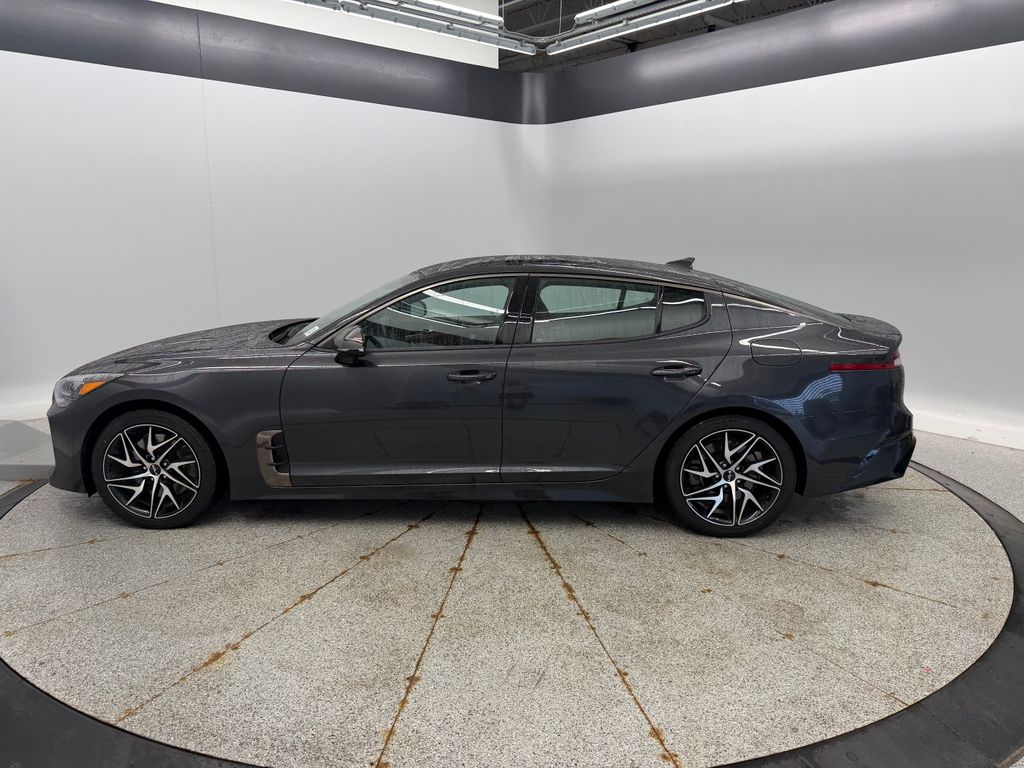 Thumbnail: 2023 Kia Stinger - 12