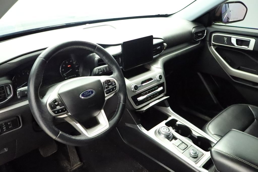 Thumbnail: 2023 Ford Explorer - 34