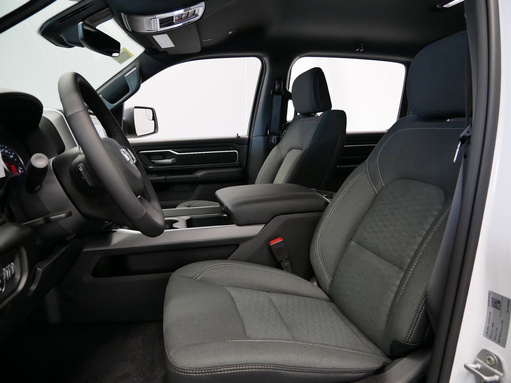 Thumbnail: 2026 RAM 1500 - 3