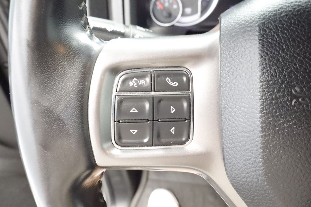 Thumbnail: 2021 RAM 1500 Classic - 26