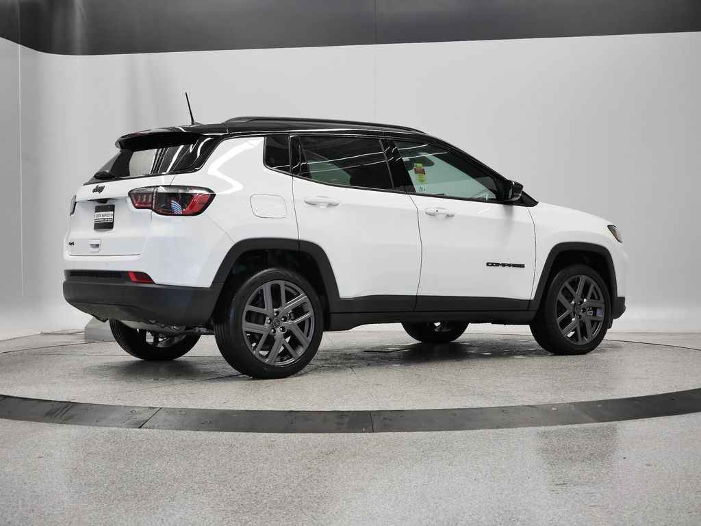 Thumbnail: 2026 Jeep Compass - 45