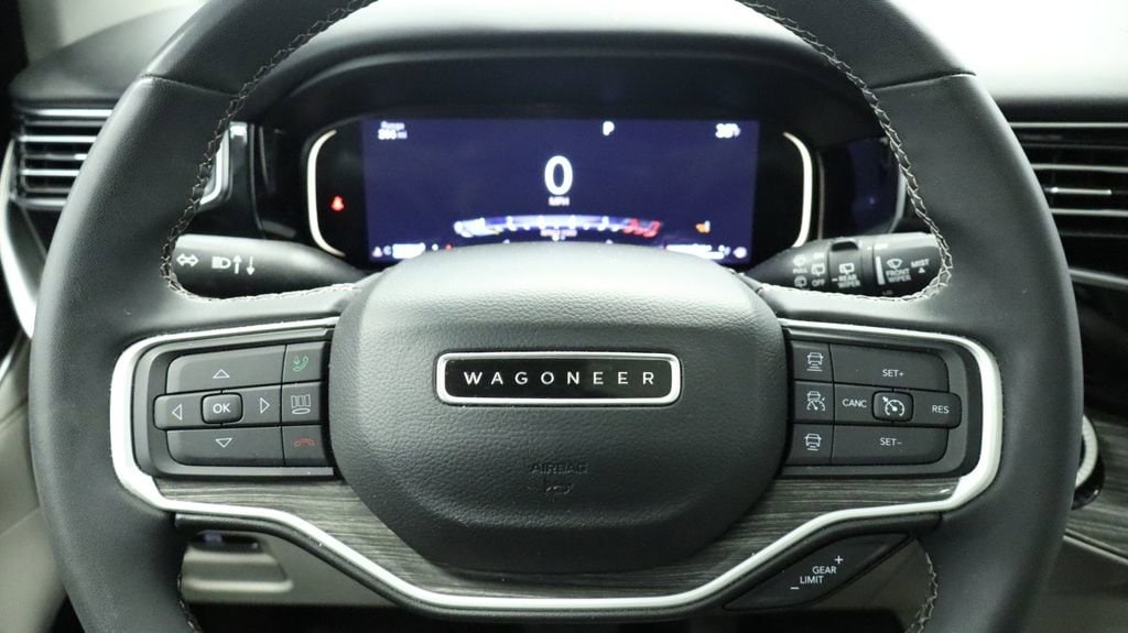 Thumbnail: 2022 Jeep Wagoneer - 40