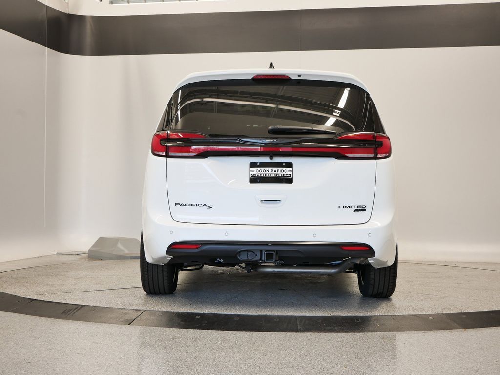 Thumbnail: 2026 Chrysler Pacifica - 40