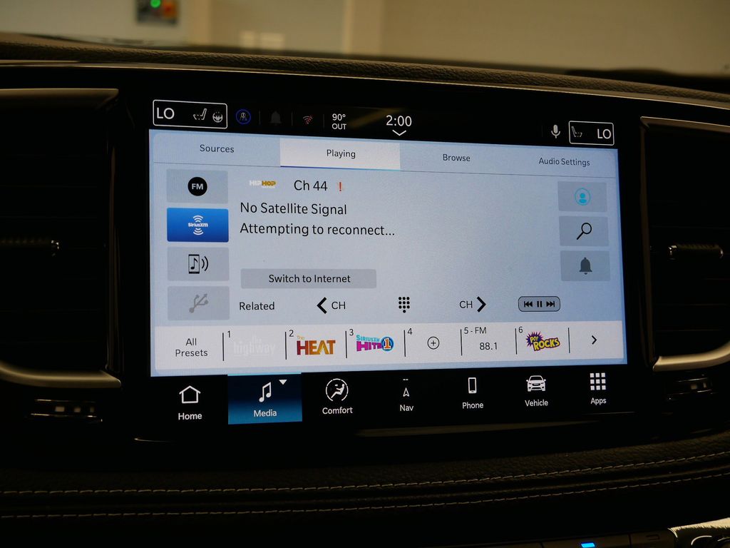 Thumbnail: 2026 Chrysler Pacifica - 32