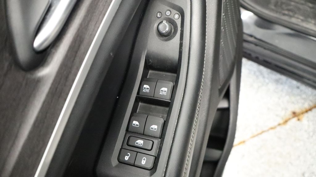 Thumbnail: 2023 Jeep Grand Cherokee - 29