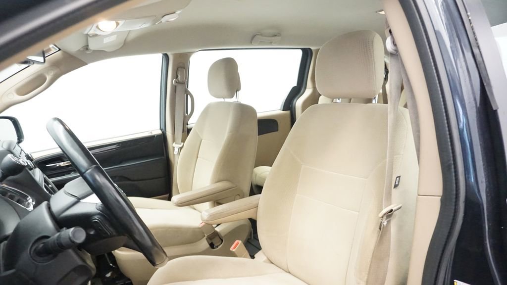 Thumbnail: 2013 Dodge Grand Caravan - 30