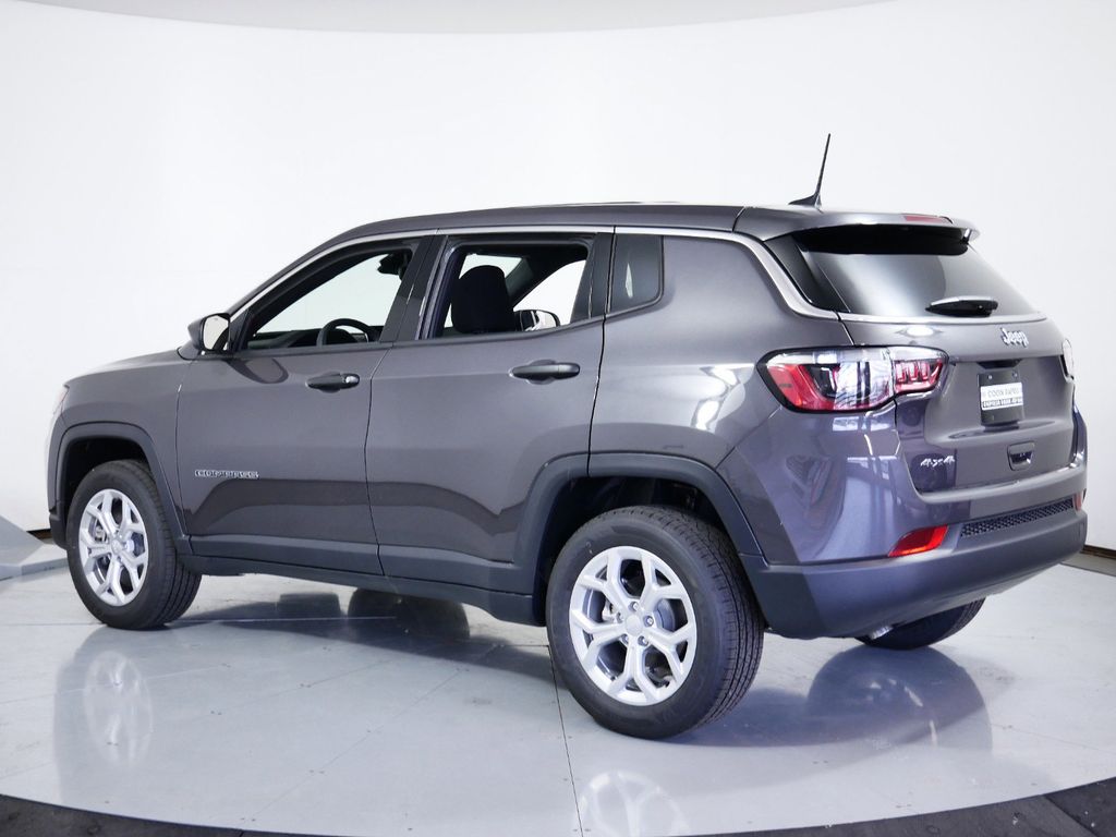 Thumbnail: 2024 Jeep Compass - 12