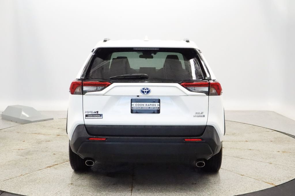 Thumbnail: 2022 Toyota RAV4 - 4