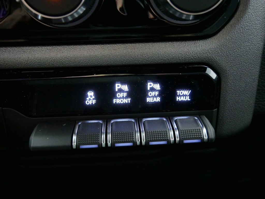 Thumbnail: 2025 RAM 1500 - 48