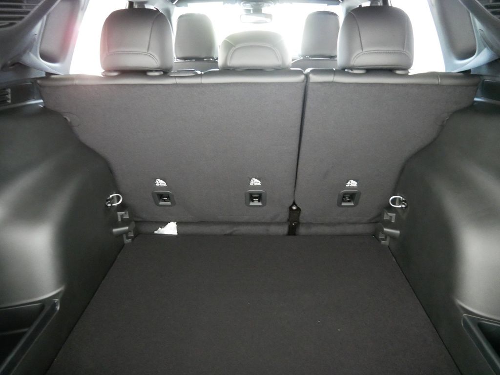 Thumbnail: 2024 Jeep Compass - 25