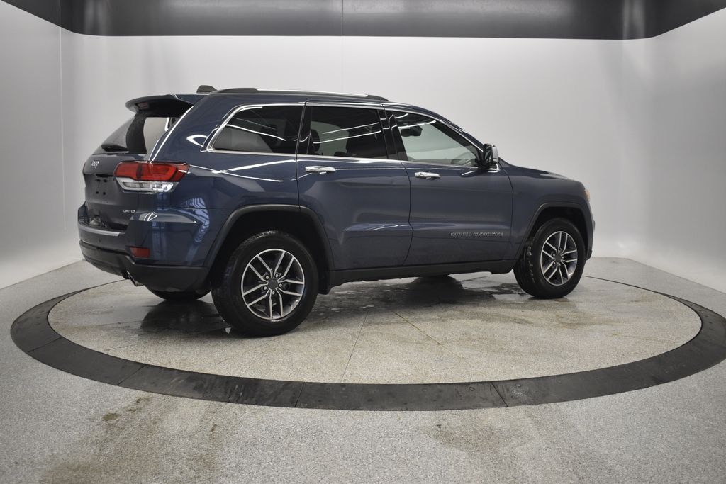 Thumbnail: 2020 Jeep Grand Cherokee - 9