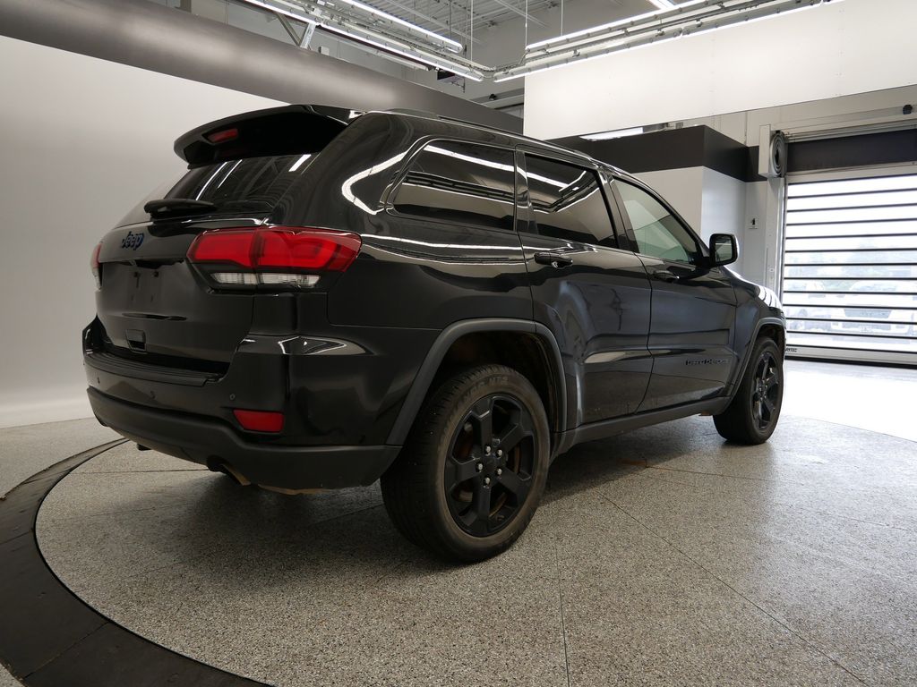 Thumbnail: 2019 Jeep Grand Cherokee - 19