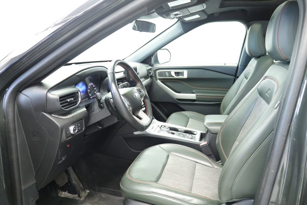 Thumbnail: 2022 Ford Explorer - 27