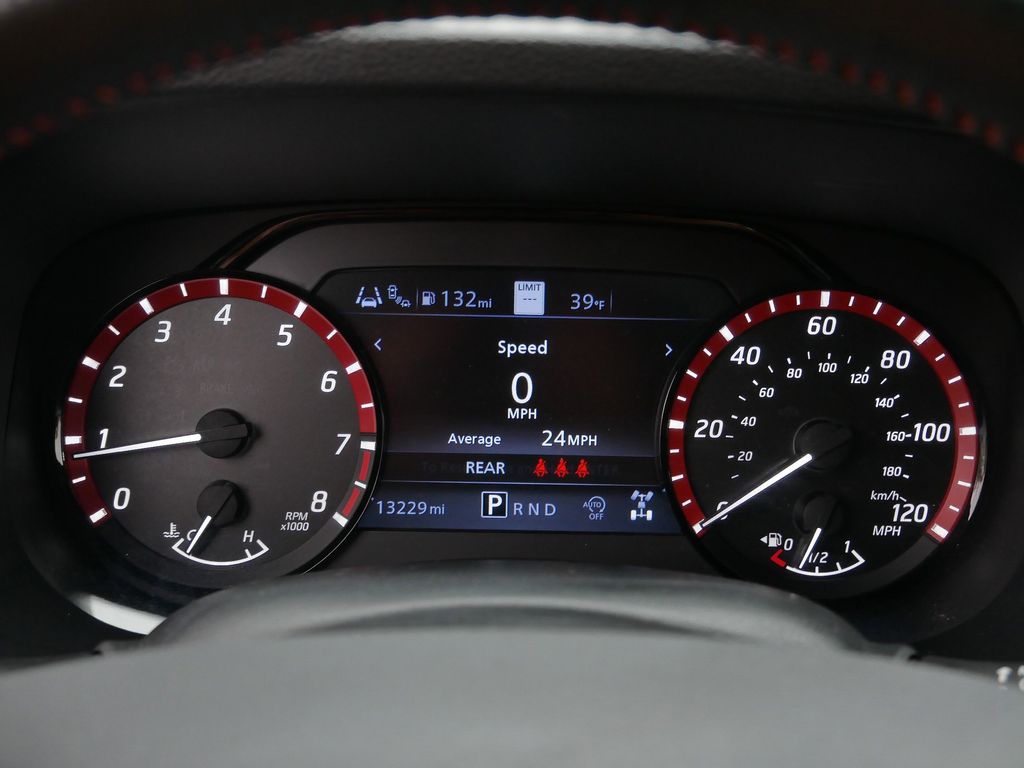 Thumbnail: 2024 Nissan Frontier - 31