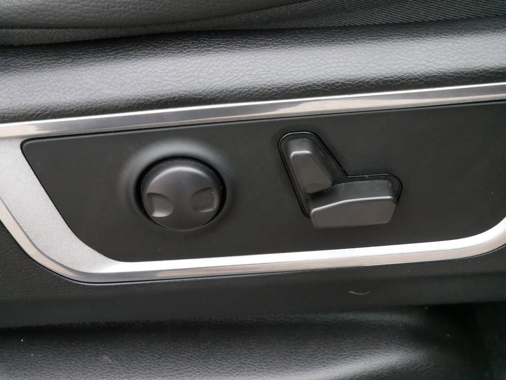 Thumbnail: 2022 RAM 1500 - 26