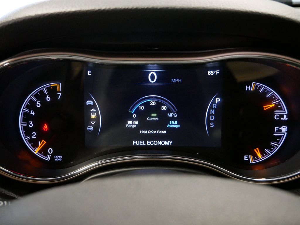 Thumbnail: 2014 Jeep Grand Cherokee - 26
