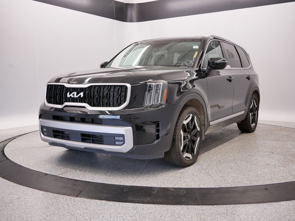 Thumbnail: 2023 Kia Telluride - 13