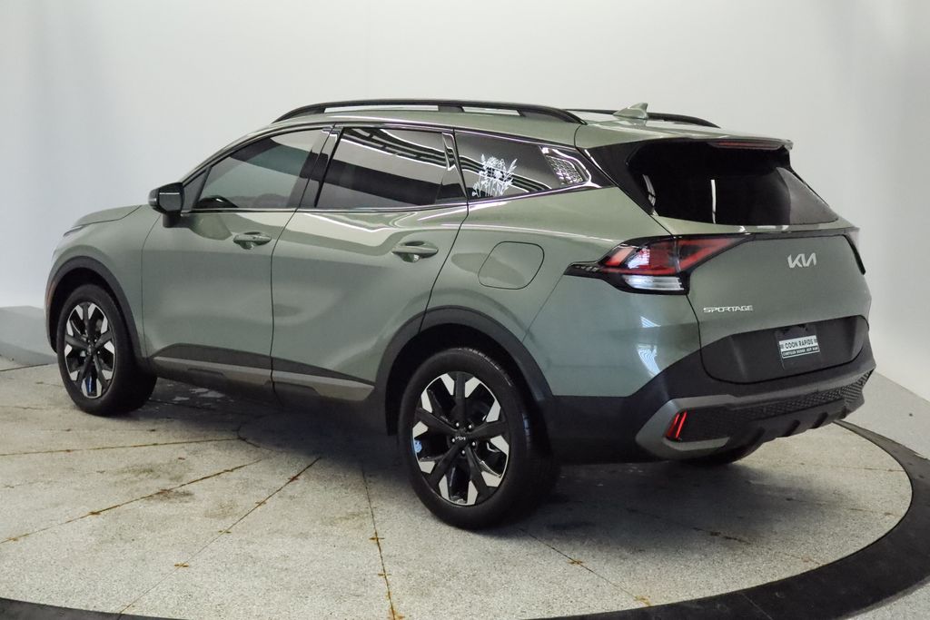Thumbnail: 2023 Kia Sportage - 3