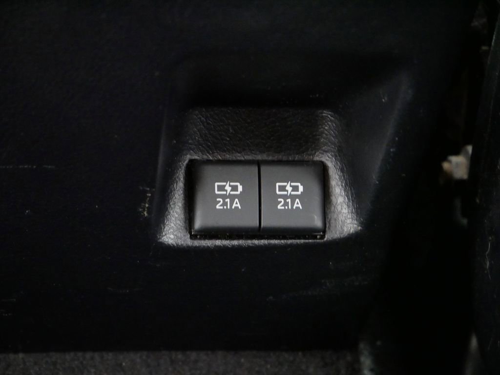 Thumbnail: 2020 Toyota 4Runner - 17