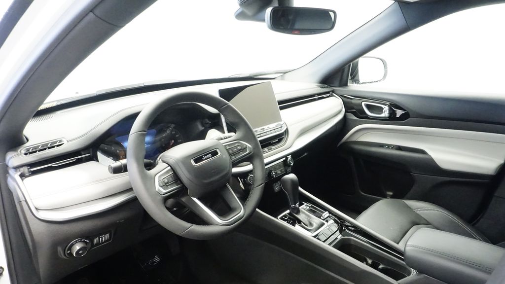 Thumbnail: 2026 Jeep Compass - 30