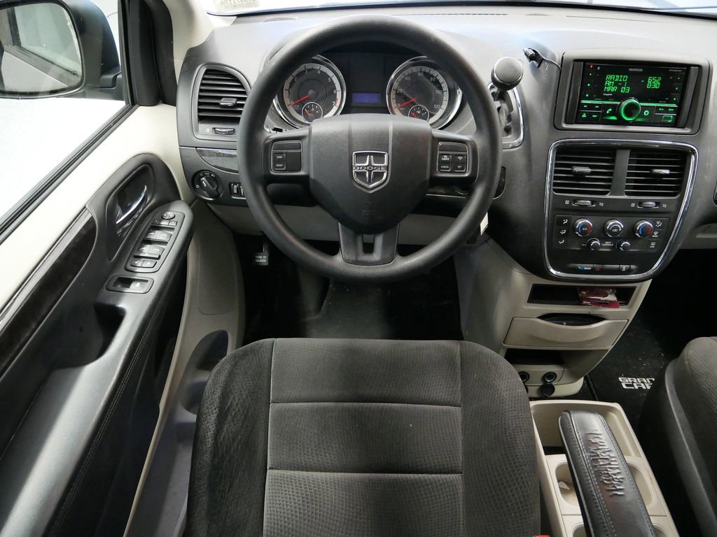 Thumbnail: 2013 Dodge Grand Caravan - 23