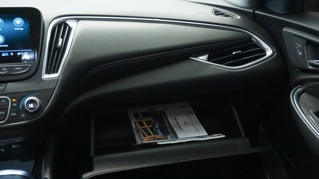 Thumbnail: 2019 Chevrolet Malibu - 23