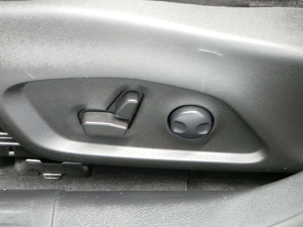 Thumbnail: 2022 Jeep Compass - 4