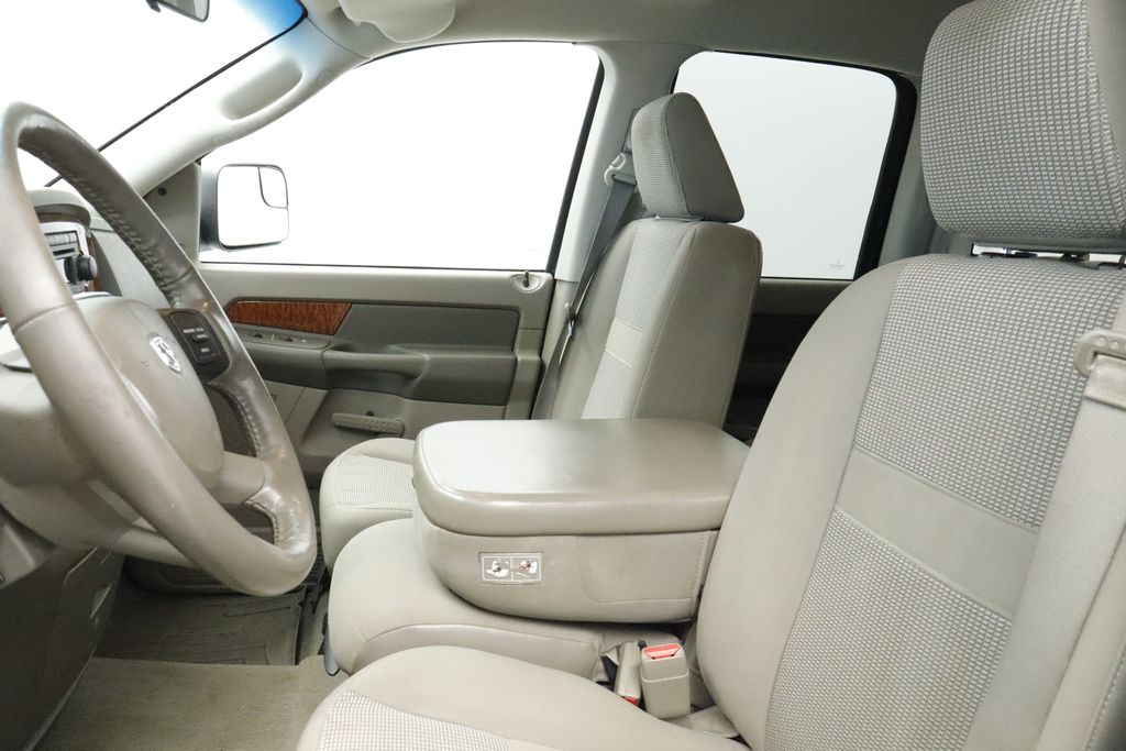Thumbnail: 2006 Dodge Ram 1500 - 26