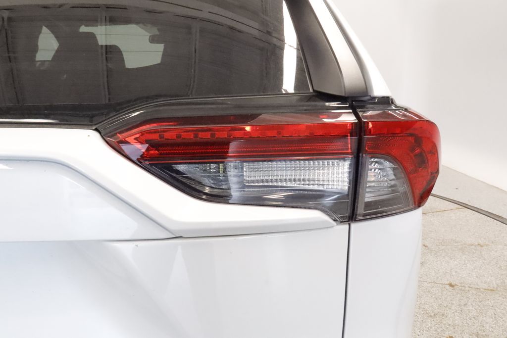 Thumbnail: 2025 Toyota RAV4 - 6