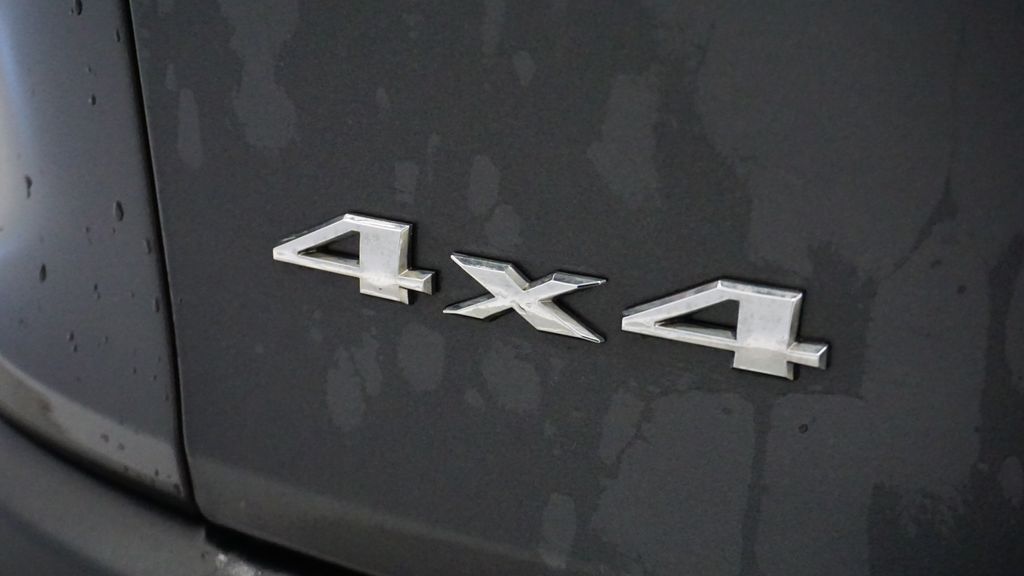 Thumbnail: 2015 Jeep Cherokee - 17