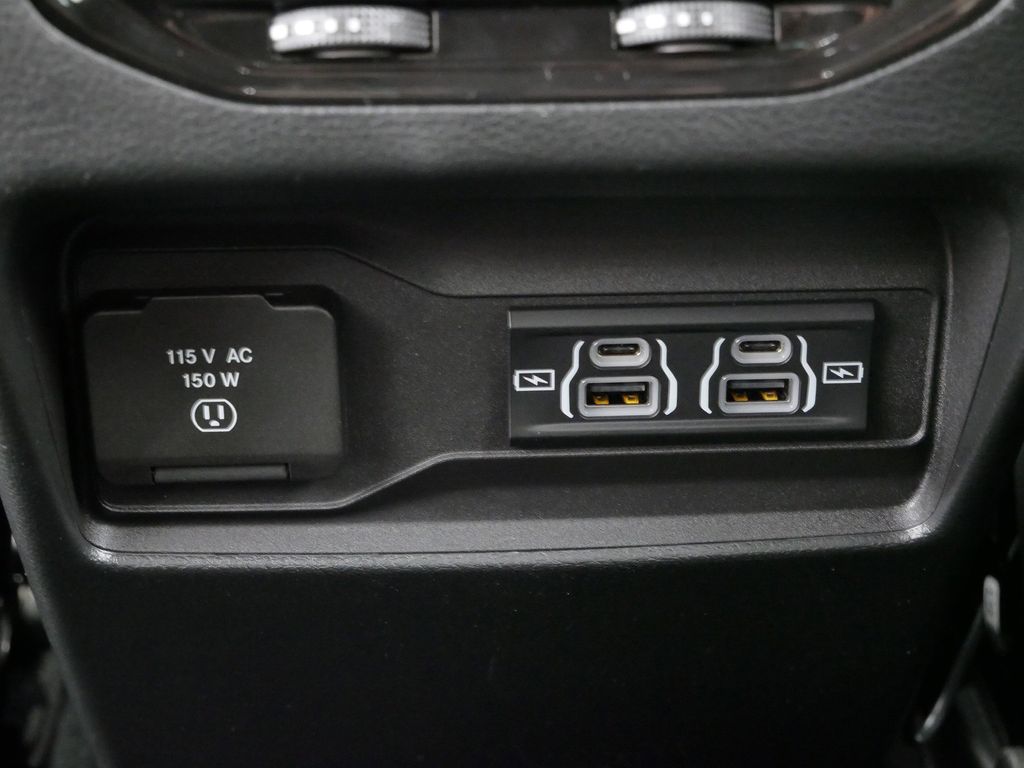 Thumbnail: 2025 Jeep Grand Cherokee - 19