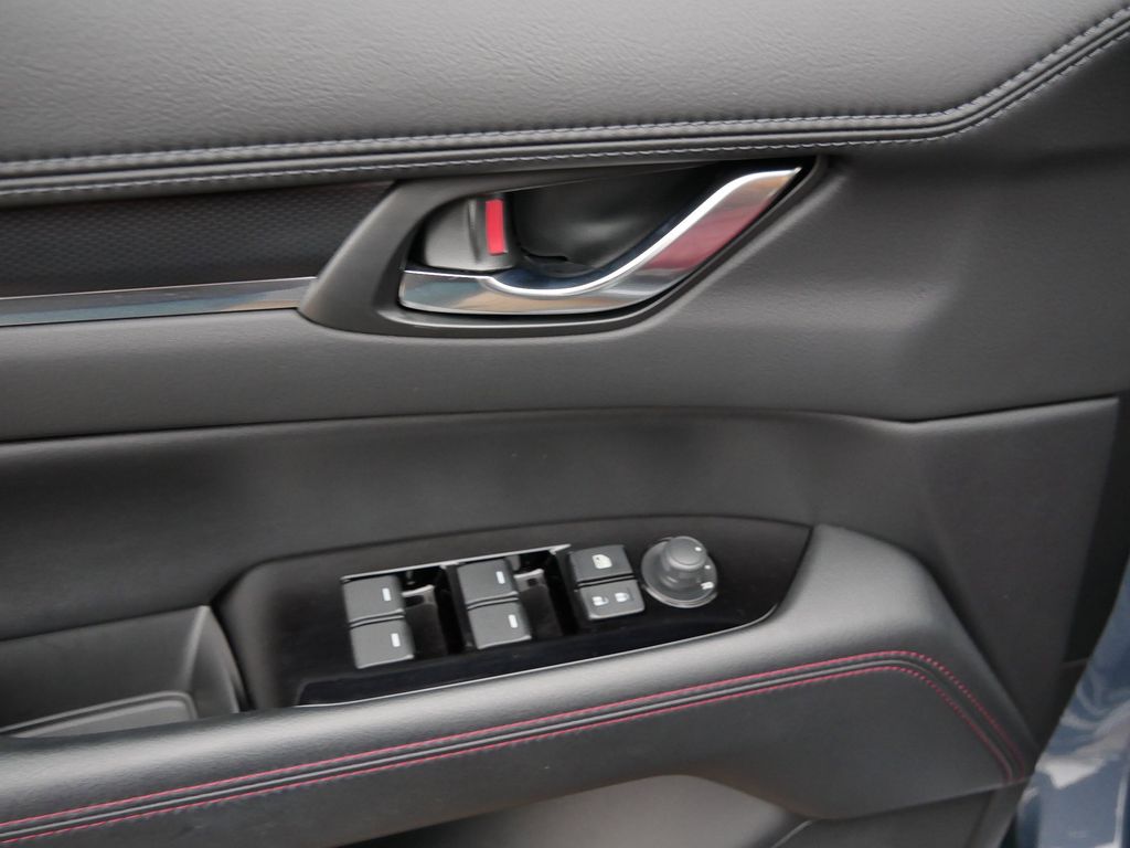 Thumbnail: 2023 Mazda CX-5 - 10