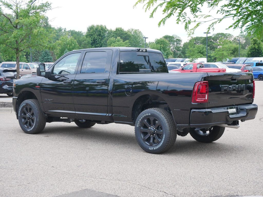 2025 RAM 3500 Big Horn 3