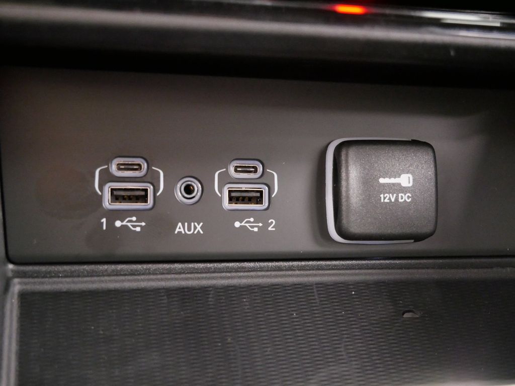 Thumbnail: 2025 Jeep Grand Cherokee L - 36