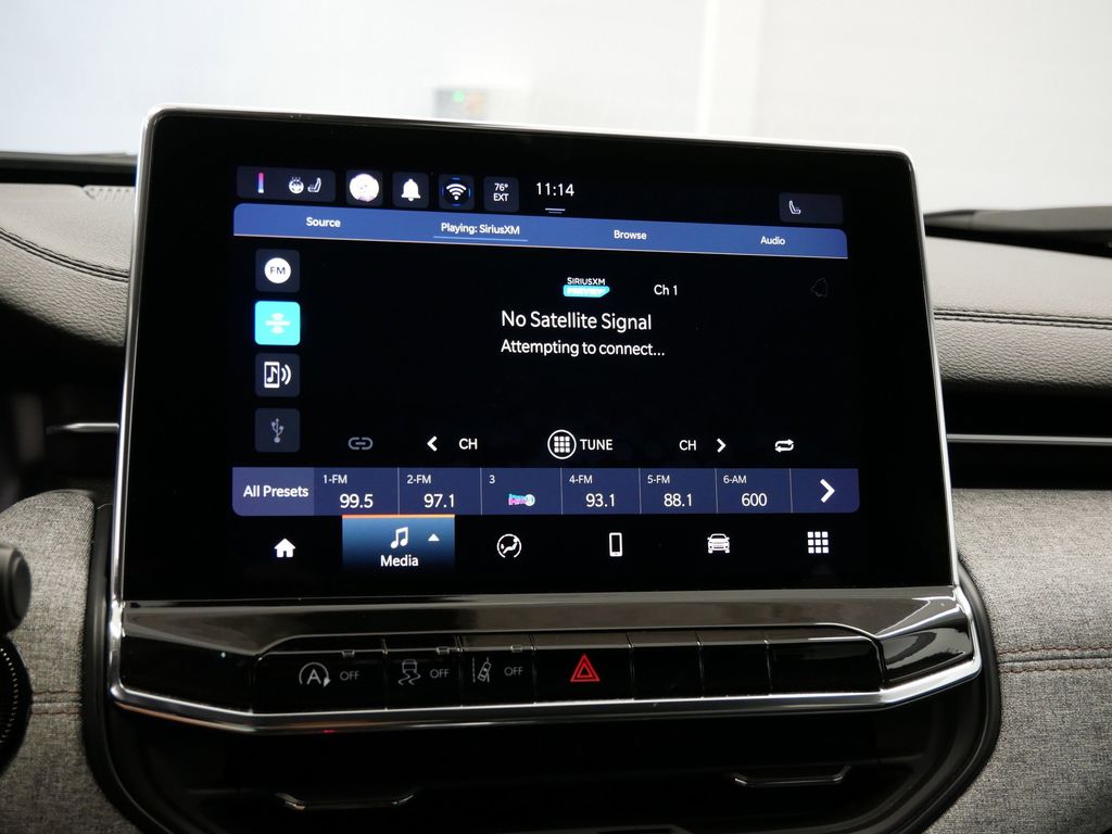 Thumbnail: 2022 Jeep Compass - 32