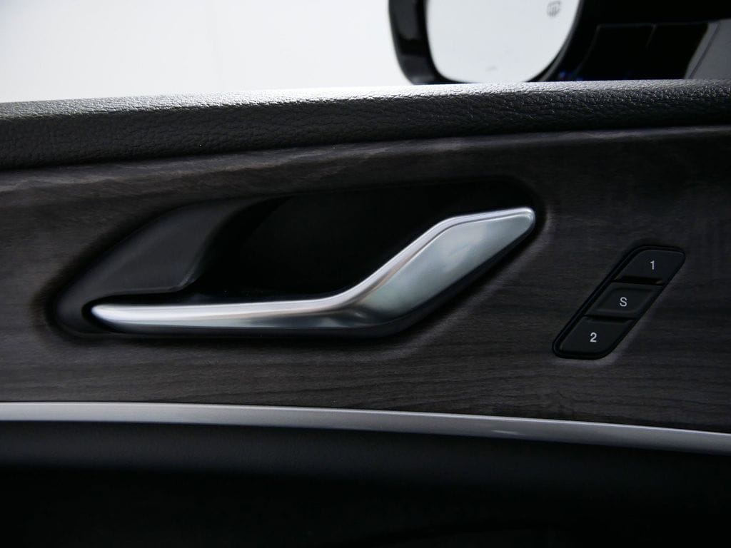 Thumbnail: 2025 Jeep Grand Cherokee - 35