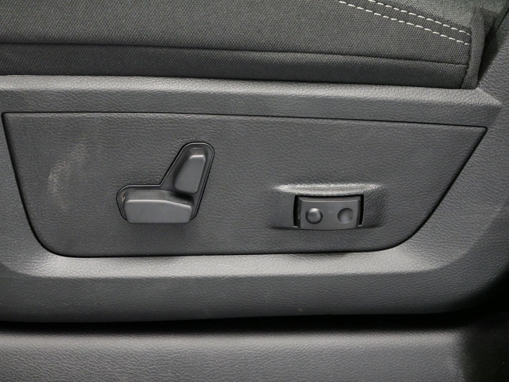 Thumbnail: 2026 RAM 3500 - 4