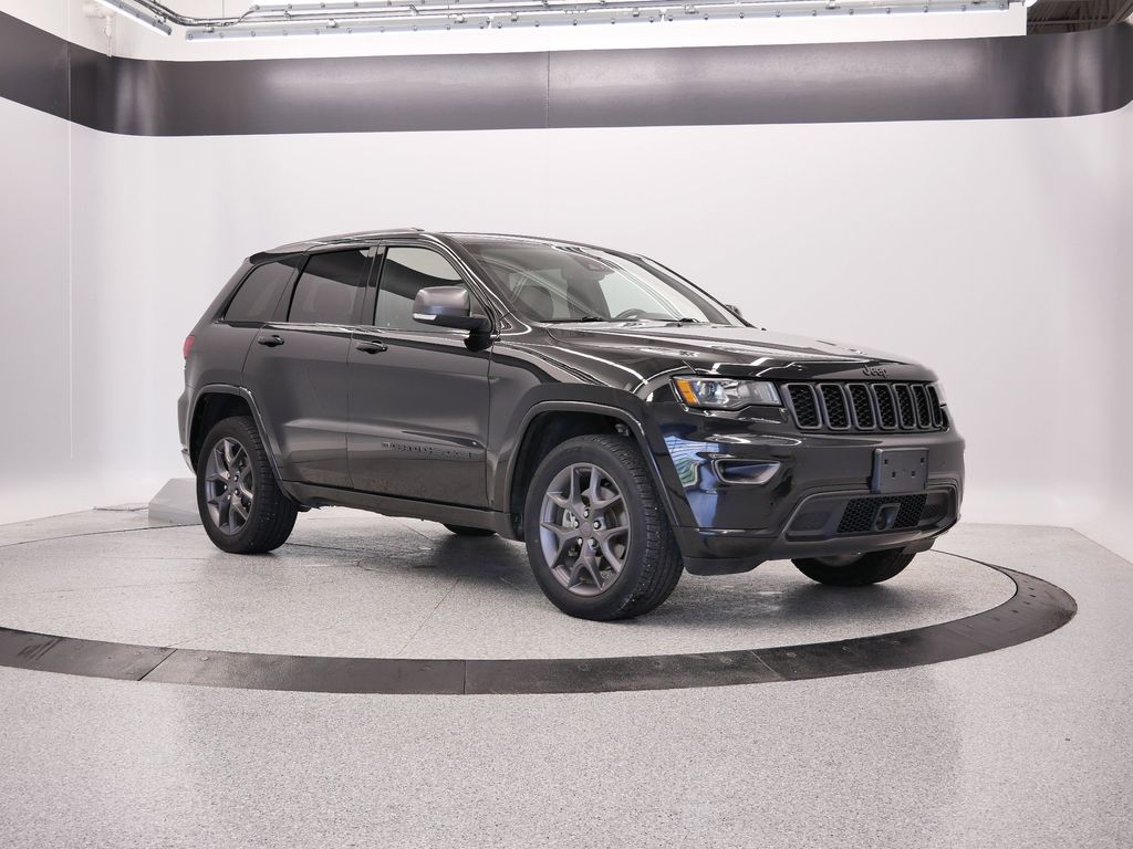 Thumbnail: 2021 Jeep Grand Cherokee - 9