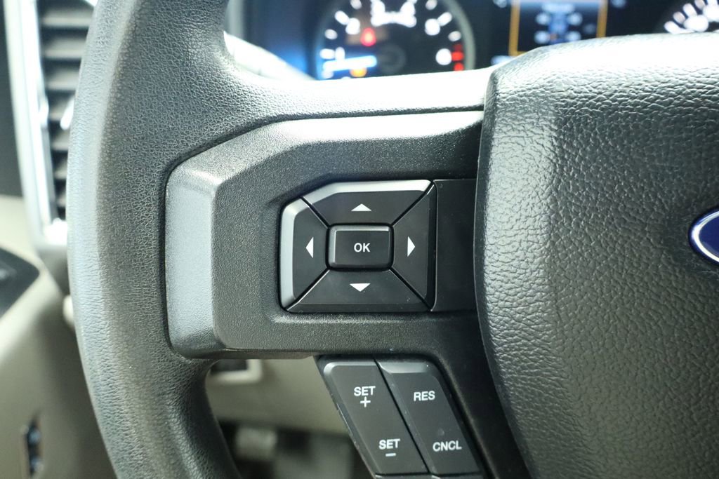 Thumbnail: 2016 Ford F-150 - 34