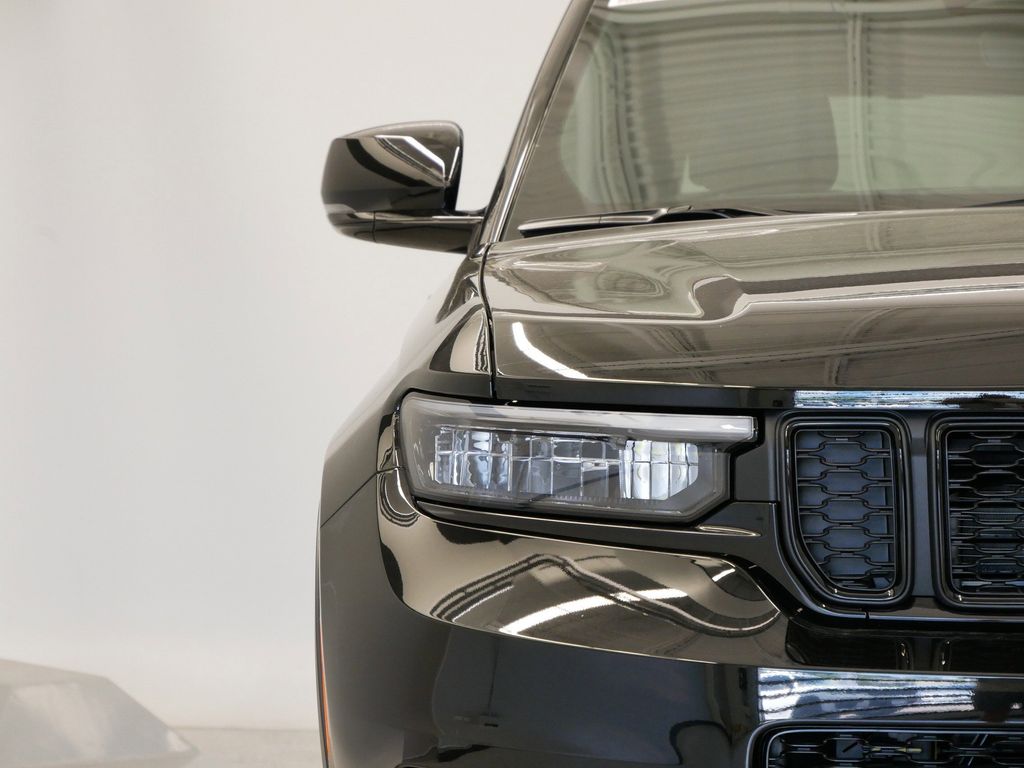 Thumbnail: 2025 Jeep Grand Cherokee L - 13