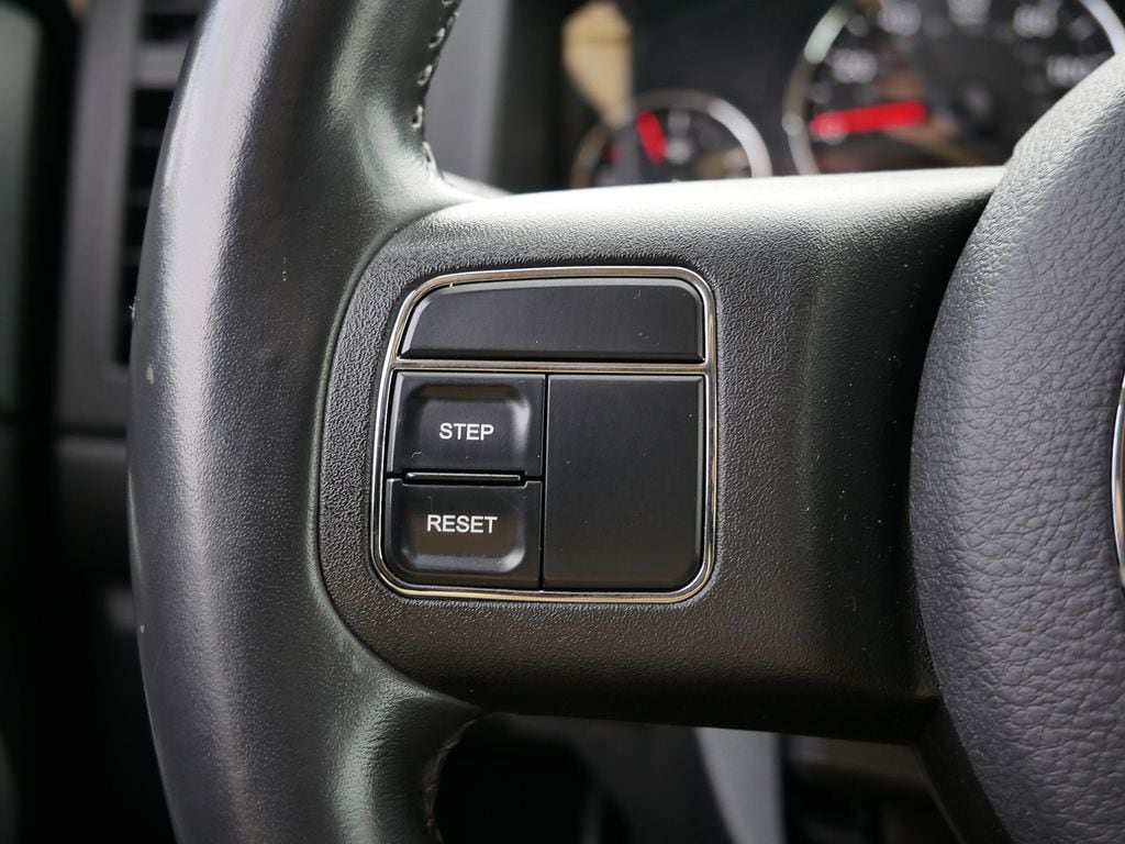Thumbnail: 2012 Jeep Liberty - 24