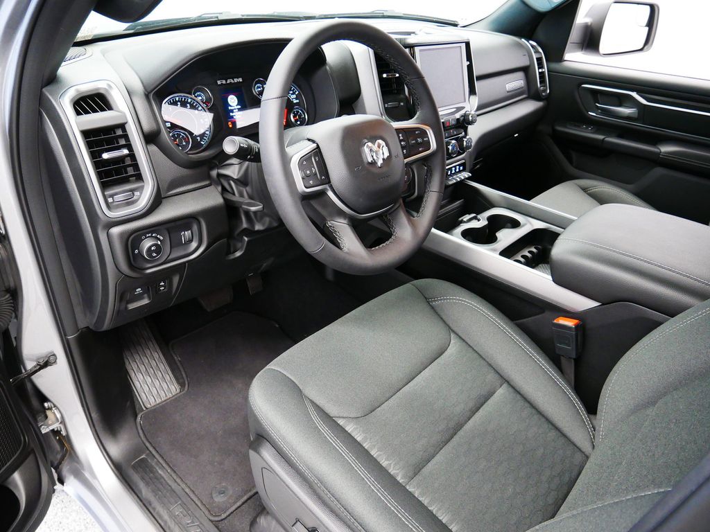 Thumbnail: 2025 RAM 1500 - 2